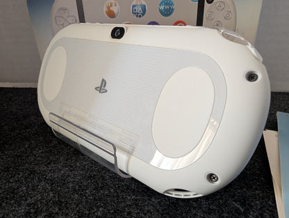 Glacier White PSVita