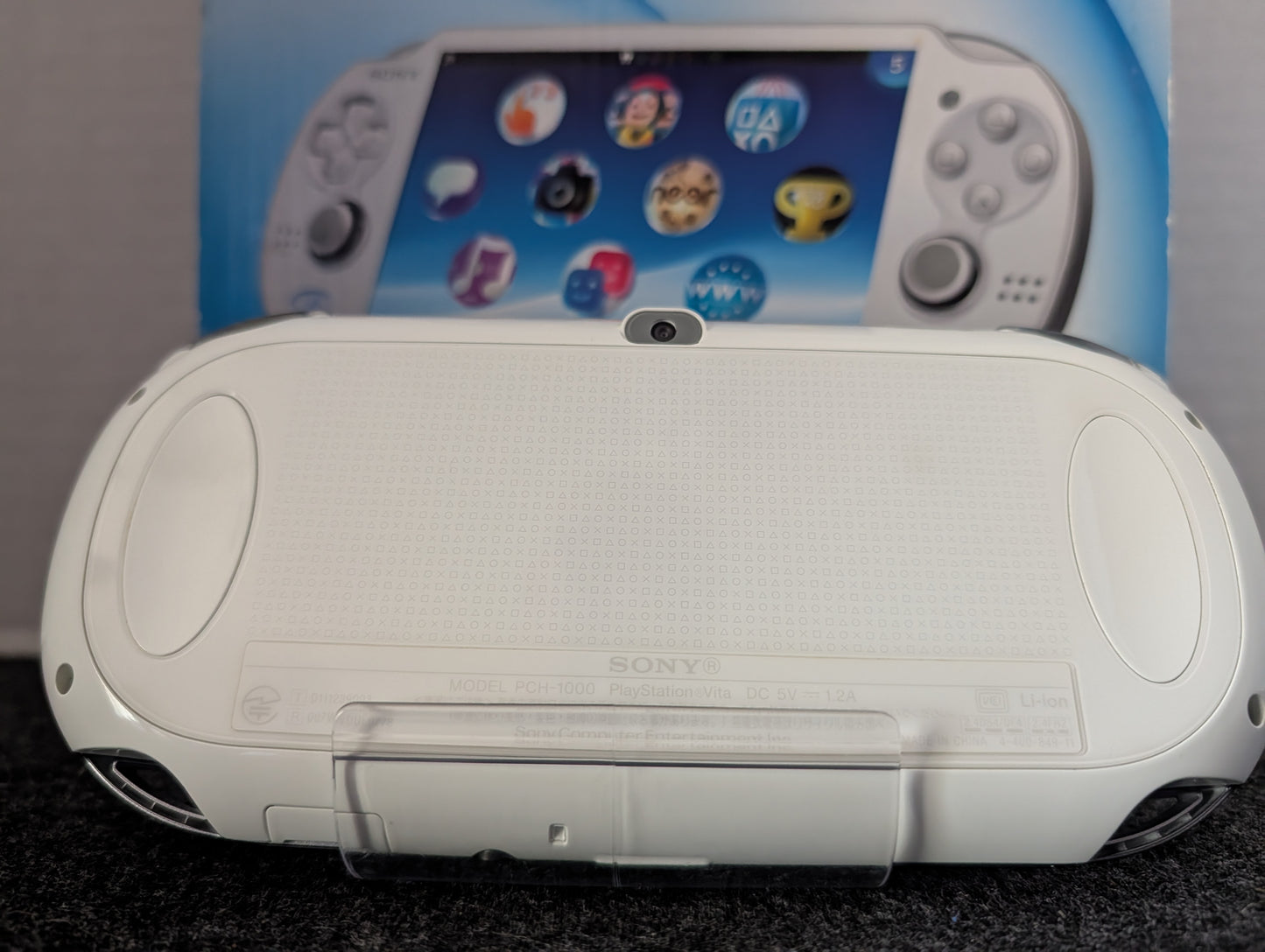 Crystal White PSVita