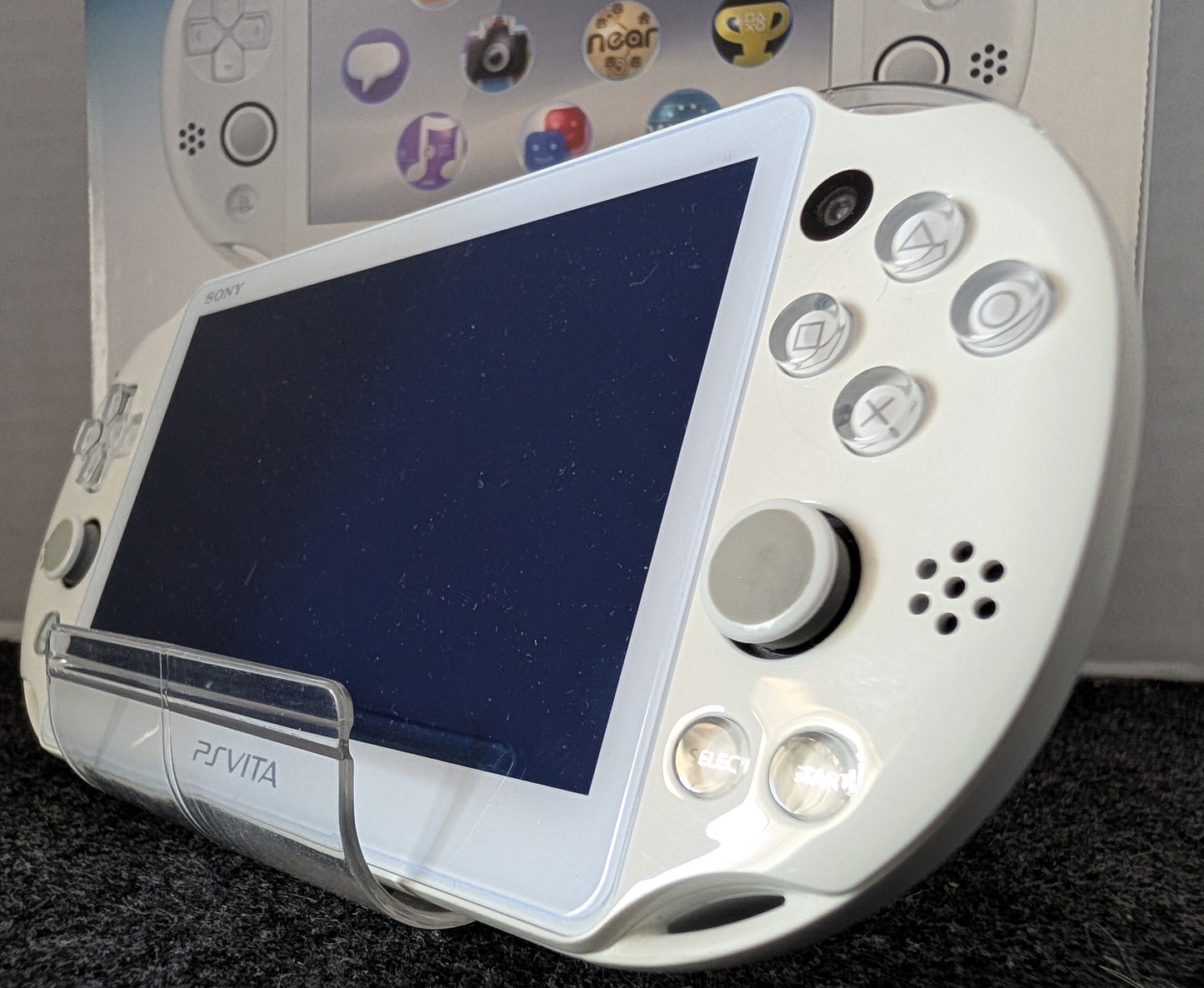 White PSVita