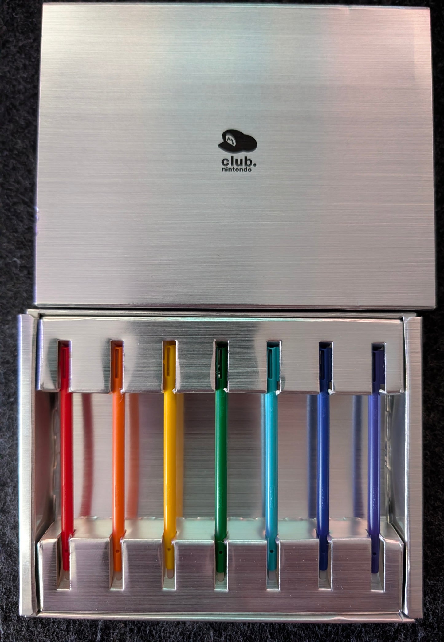 Club Nintendo Platinum Reward 7-Color Rainbow DS Stylus Touch Pen Set.