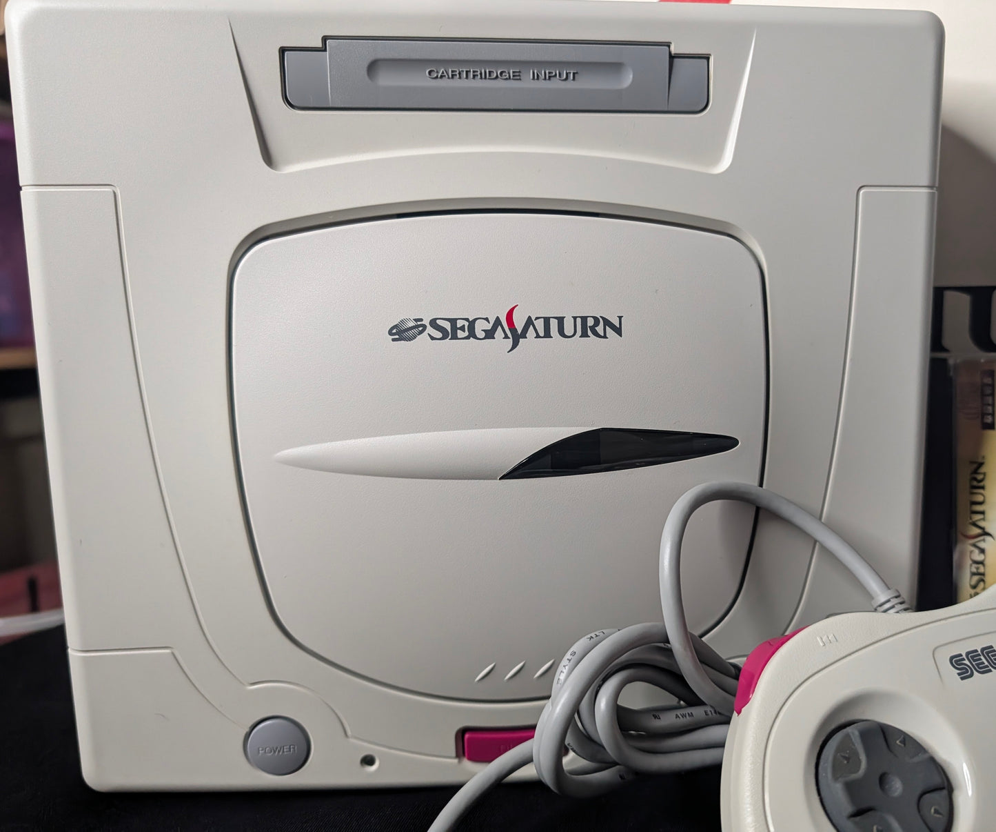 Saturn Console (HST-3220)