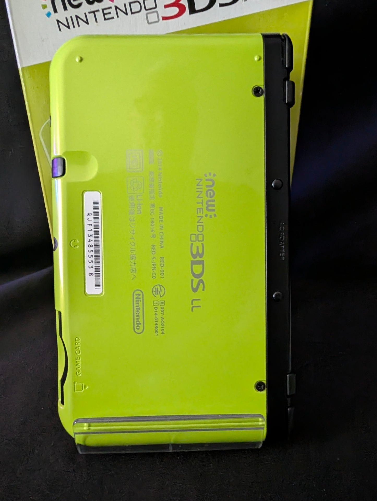 New Nintendo 3DS LL - Lime × Black Edition