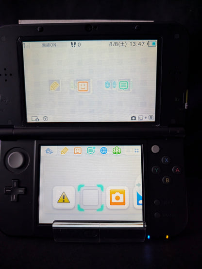 New Nintendo 3DS LL - Lime × Black Edition